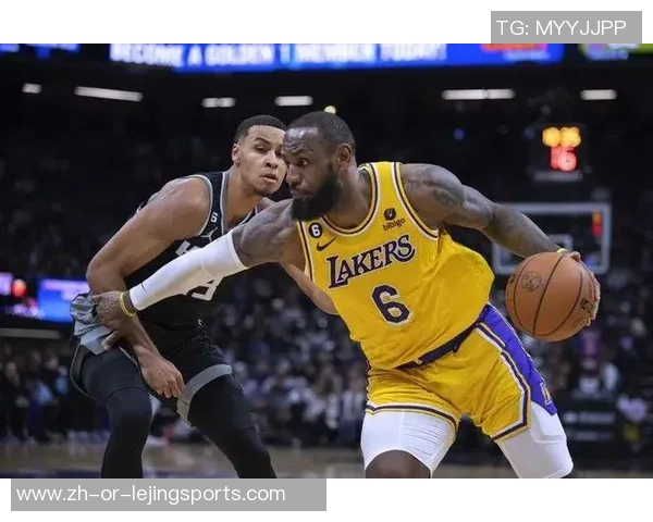 湖人独行侠圣诞大战全场精彩回放与赛后分析